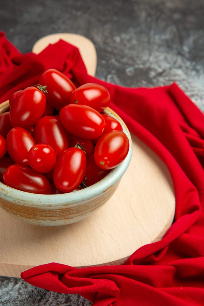 Tomatoes for Face Mask Tomatoes for Face Mask
