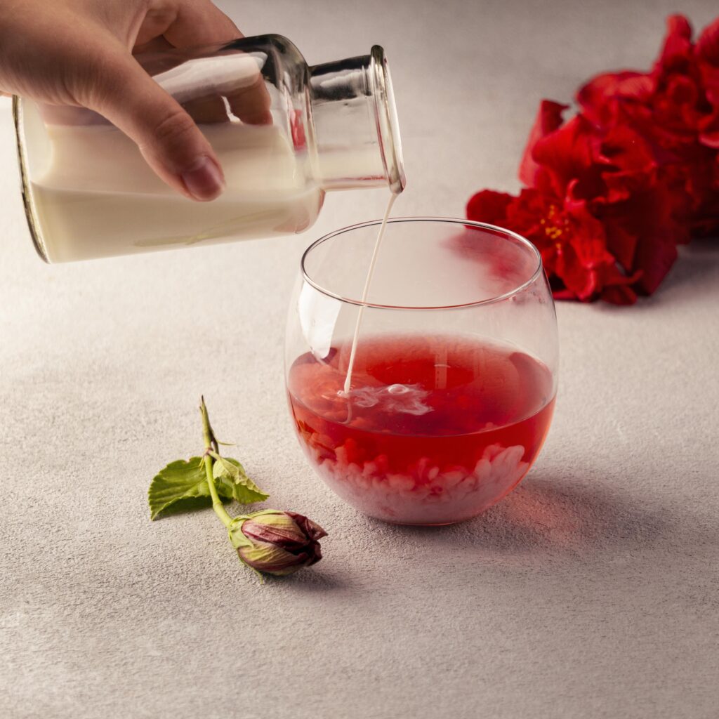 How to Make Rosewater for Face How to Make Rosewater for Face