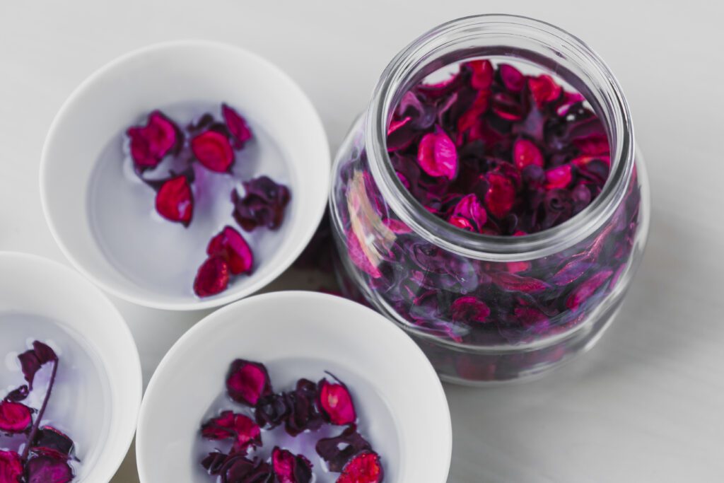 How to Make Rosewater for Face How to Make Rosewater for Face